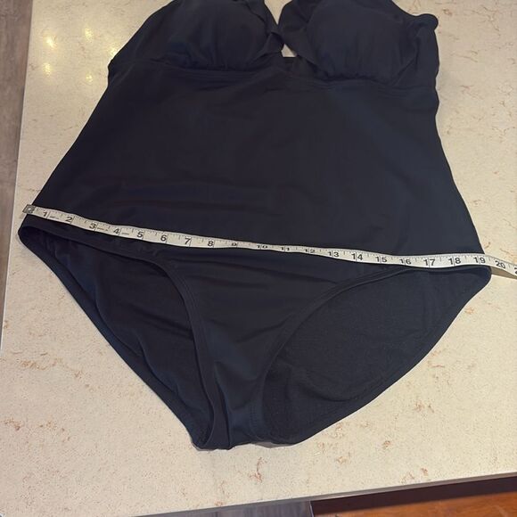 Jantzen one piece swimsuit with flounce ruffle Plunging V-neckline SZ 18 - Picture 5 of 9